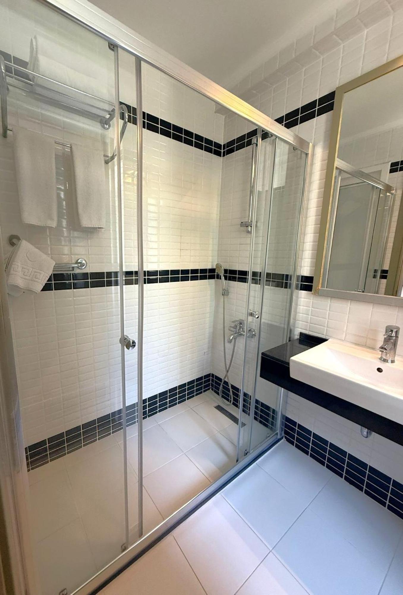 Hotel Hotellino 4*