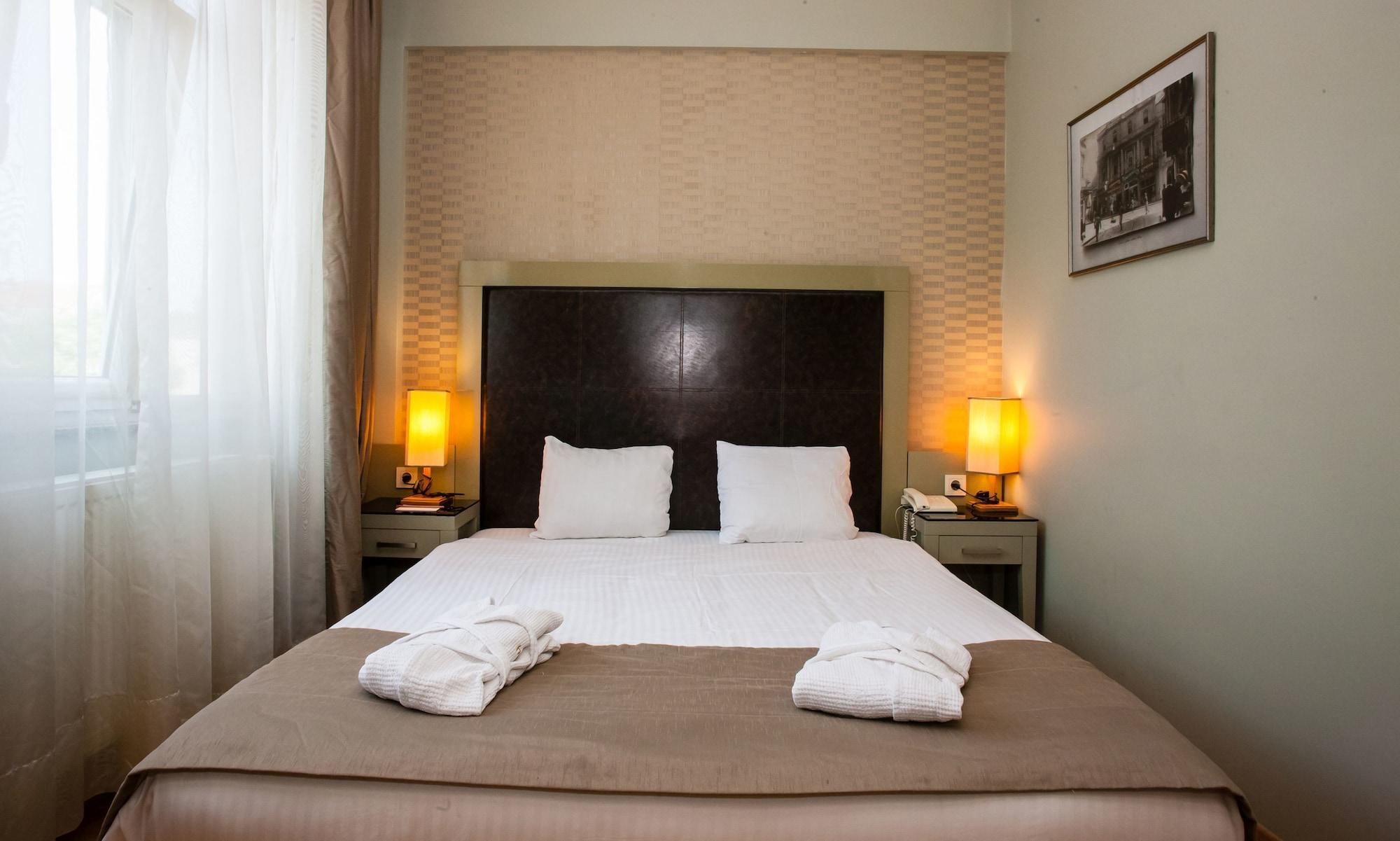Hotellino Otel 4*